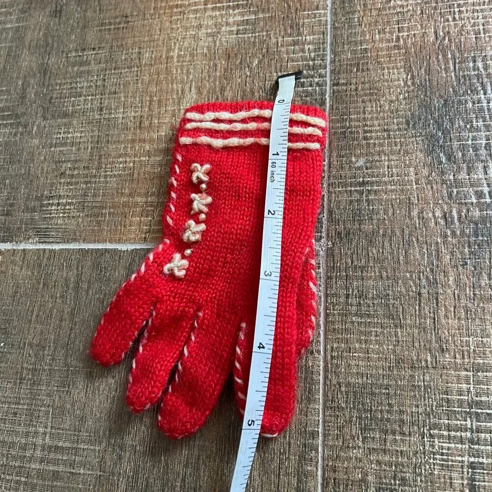 Vintage Girls Wool Red Knit Gloves Size 2 Made in Japan